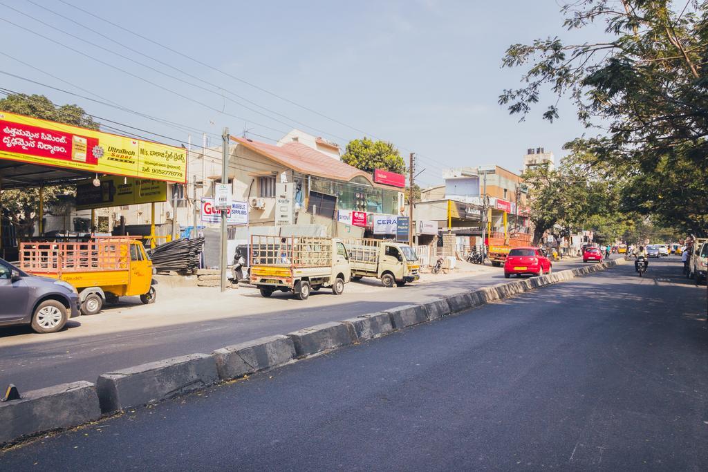 Oriva Vinflora Residency - Nr Lv Prasad Hospital, Banjara Hills Hyderabad Exterior foto
